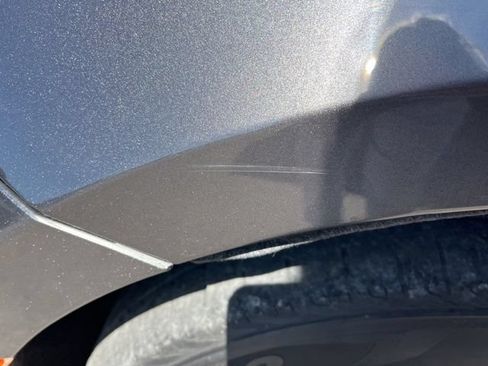 Used 2020 Chrysler Pacifica Touring-L w/ S Appearance Package FWD image 4