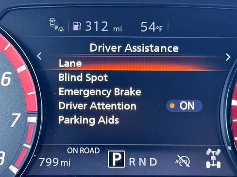 Used 2026 Nissan Frontier PRO-4X w/ Pro-4x Convenience Package image 50