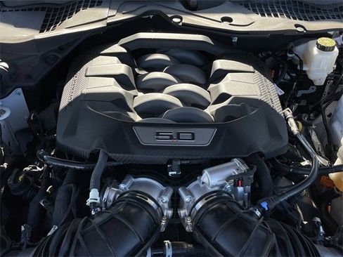 Used 2024 Ford Mustang GT Premium image 27