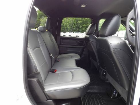 Used 2024 RAM 3500 Tradesman w/ Chrome Appearance Group AWD/4WD image 36
