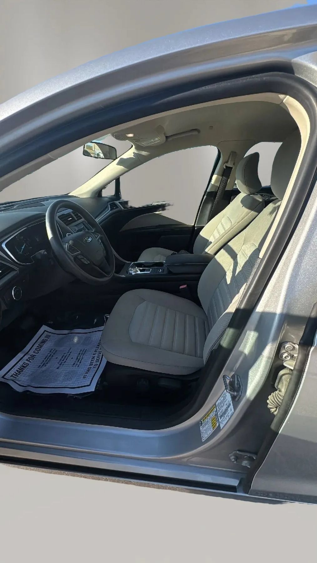 Used 2018 Ford Fusion S FWD image 9