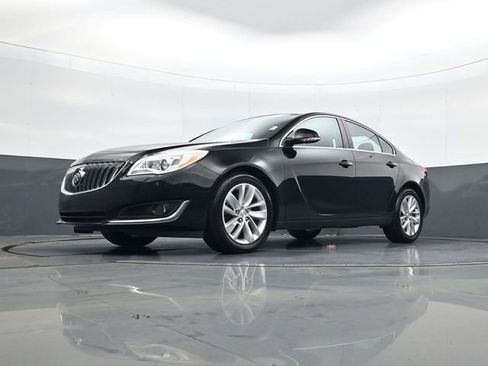 Used 2016 Buick Regal Premium image 21