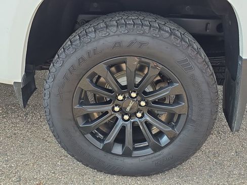 Used 2022 GMC Canyon Elevation w/ Elevation Premium Package image 38