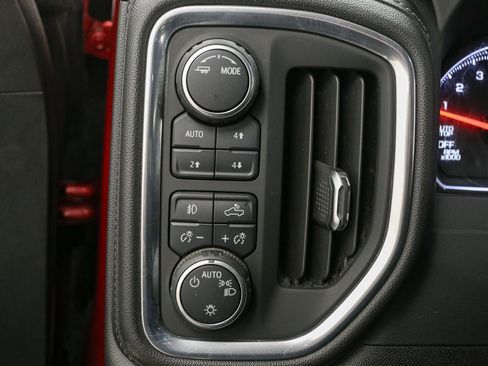 Used 2021 Chevrolet Silverado 1500 LT Trail Boss w/ Convenience Package II AWD/4WD image 40