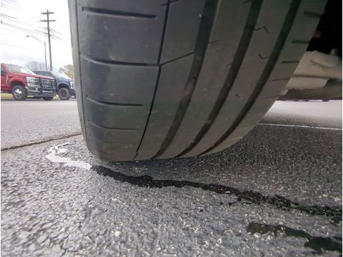 Used 2019 Ford Mustang GT image 28