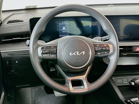 Used 2025 Kia K5 LXS image 18