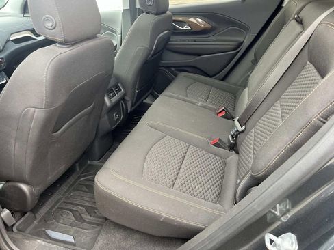 Used 2020 GMC Terrain SLE w/ Driver Convenience Package image 16