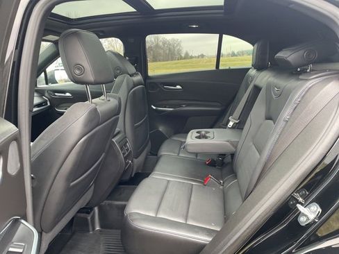 Used 2024 Cadillac XT4 Sport image 10