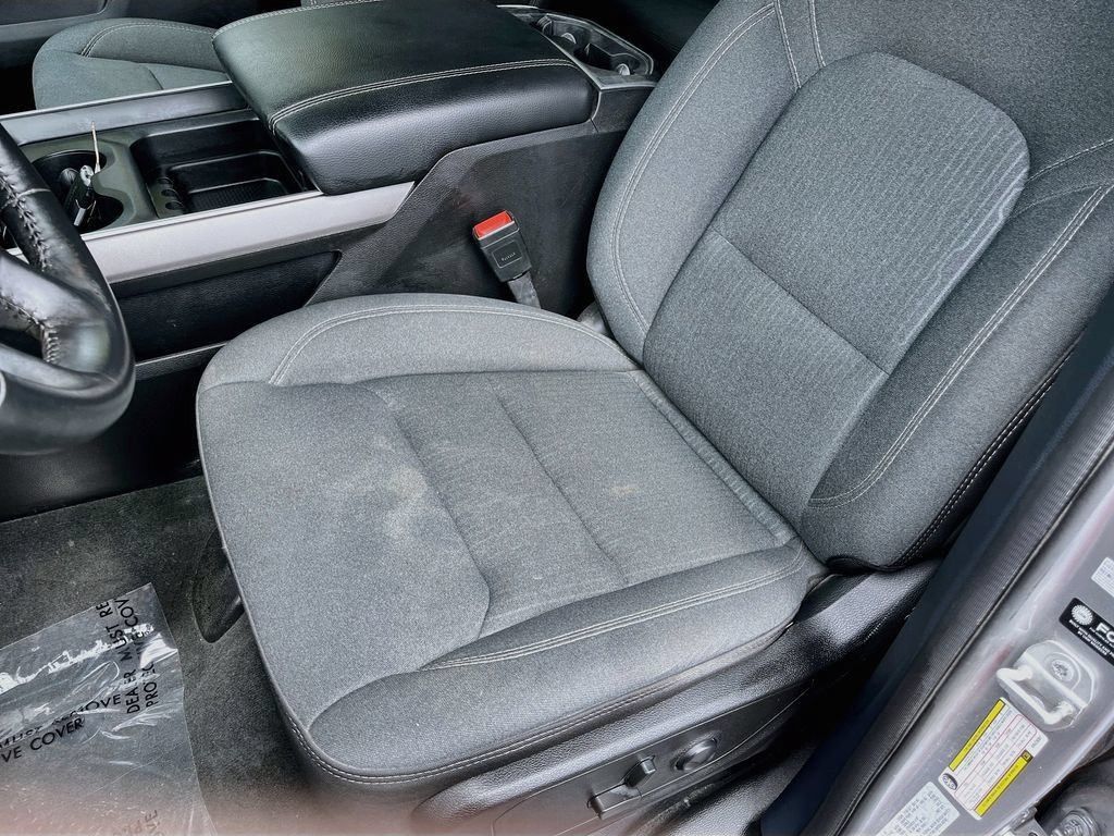 Used 2022 RAM 1500 Big Horn AWD/4WD image 19