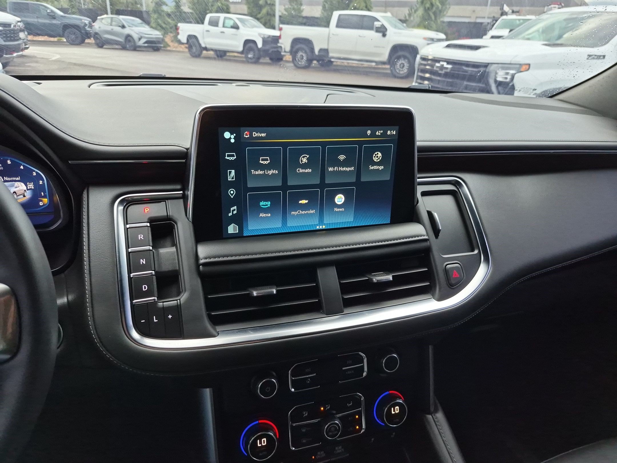 Used 2023 Chevrolet Tahoe Z71 w/ Luxury Package AWD/4WD image 25