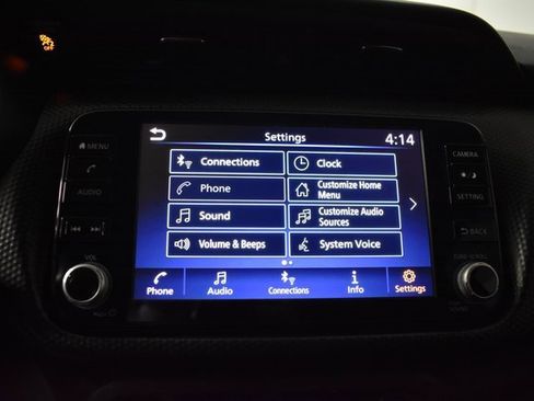 Used 2021 Nissan Kicks SV image 19