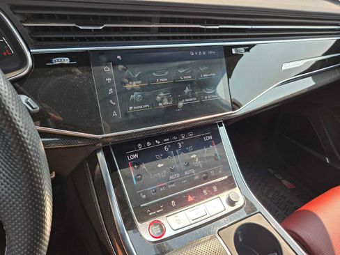 Used 2023 Audi SQ7 Prestige AWD/4WD image 30