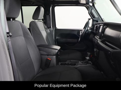 Used 2022 Jeep Gladiator Sport AWD/4WD image 11