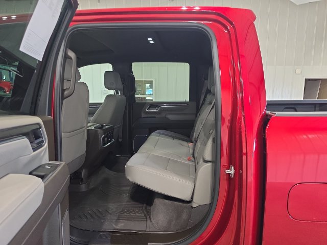 Used 2025 Chevrolet Silverado 3500 LTZ w/ LTZ Premium Package AWD/4WD image 24