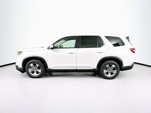 Used 2025 Honda Pilot EX-L image 4