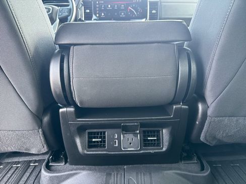 Certified 2025 GMC Sierra 2500 SLE w/ SLE Value Package; AWD/4WD image 34