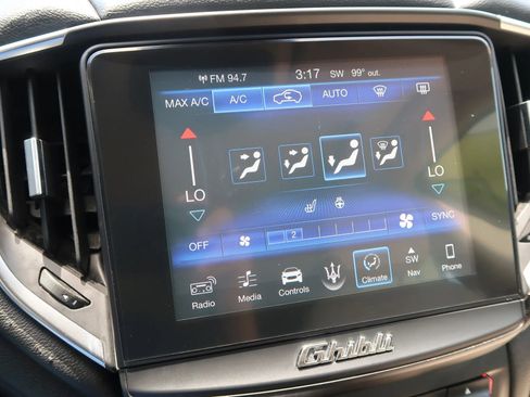 Used 2020 Maserati Ghibli RWD image 38