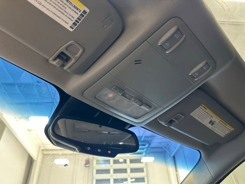 Used 2015 Chevrolet Cruze LTZ w/ Sun, Sound and Sport Package image 30