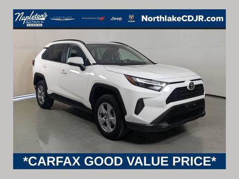 Used 2025 Toyota RAV4 XLE FWD image 1