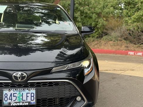 Used 2019 Toyota Corolla XSE image 6