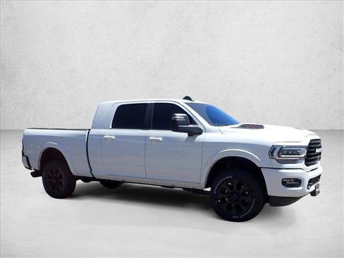 Used 2024 RAM 2500 Laramie w/ Night Edition AWD/4WD image 6