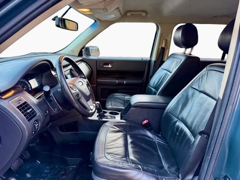 Used 2016 Ford Flex SEL image 11