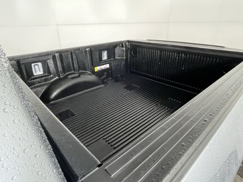 Used 2025 Ford F150 XLT w/ Equipment Group 301A Standard image 9