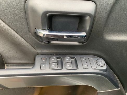 Used 2018 Chevrolet Silverado 1500 LT w/ All Star Edition AWD/4WD image 11