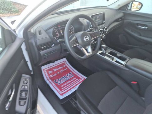 Used 2024 Nissan Sentra SV image 7
