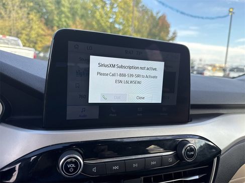 Used 2022 Ford Escape SEL w/ Technology Package image 24