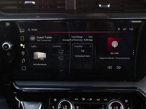 Used 2022 GMC Sierra 1500 AT4X image 32