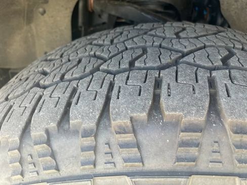 Used 2025 Ford F150 XLT w/ Equipment Group 301A Standard AWD/4WD image 30