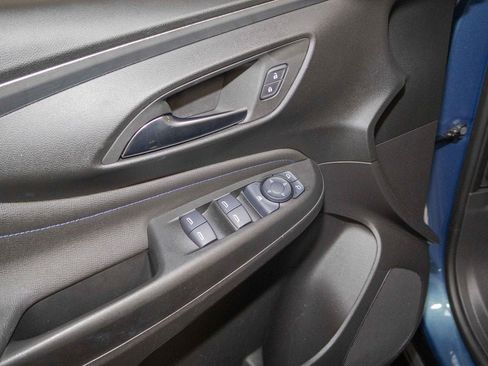 Certified 2025 Buick Envista Sport Touring w/ Convenience I Package image 11