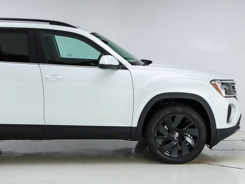 New 2026 Volkswagen Atlas SE FWD image 12