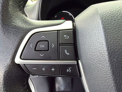 Used 2024 Toyota Sienna XLE image 26