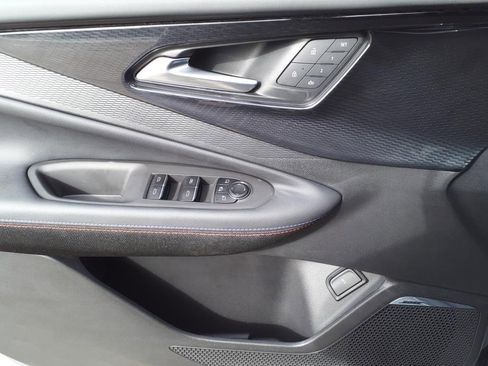 New 2025 Chevrolet Blazer EV RS image 11