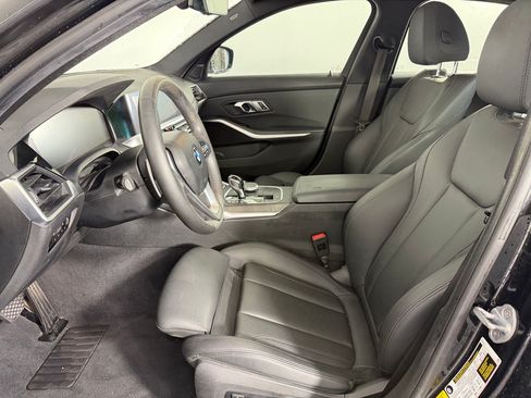 Used 2019 BMW 330i Sedan w/ Convenience Package RWD image 5