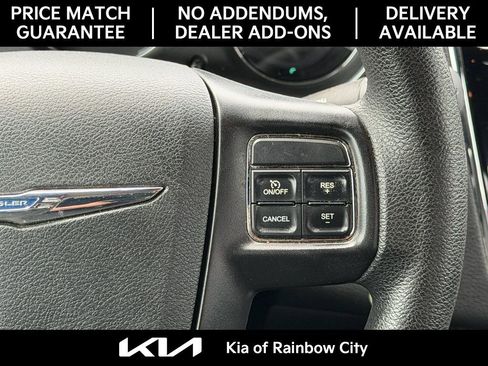 Used 2011 Chrysler 200 LX FWD image 26