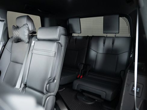 Used 2025 Lexus GX 550 image 18