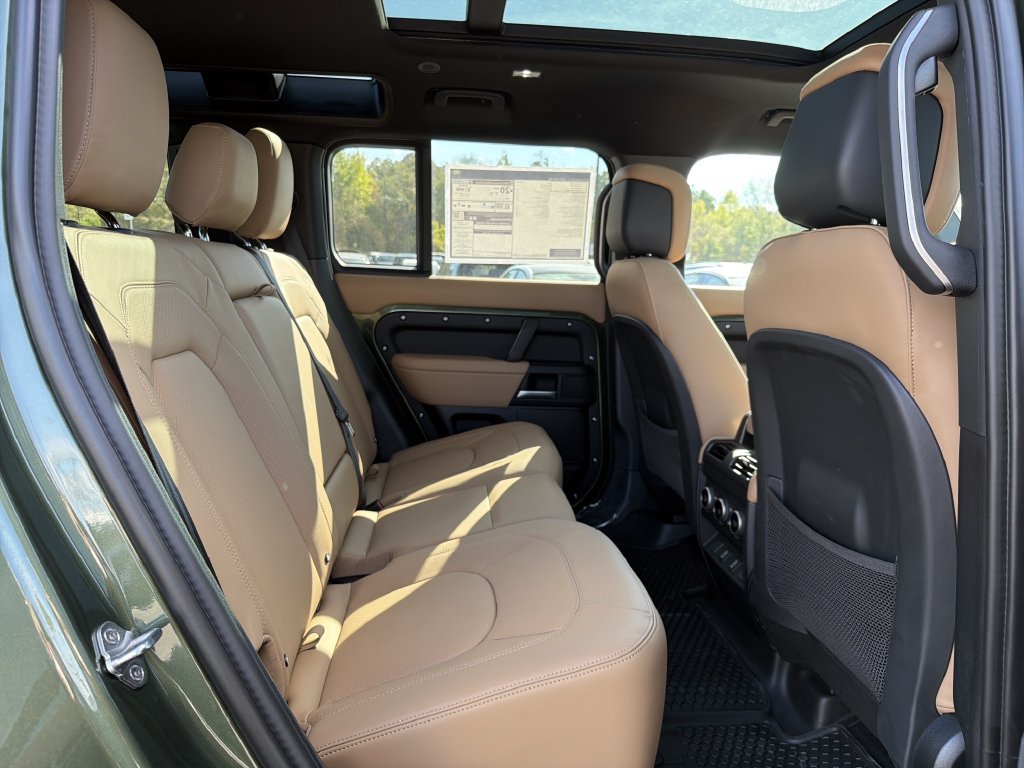 New 2026 Land Rover Defender 110 S AWD/4WD image 13