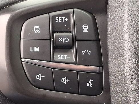 Used 2025 Ford Ranger Lariat w/ FX4 Off-Road Package AWD/4WD image 21
