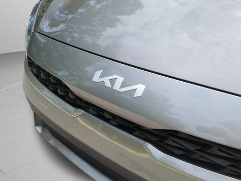 Used 2024 Kia Forte LXS FWD image 22