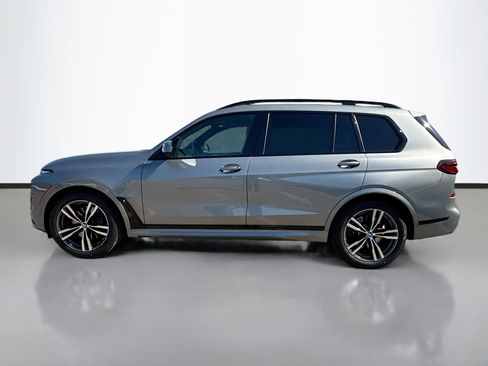 Used 2023 BMW X7 xDrive40i w/ Executive Package image 6