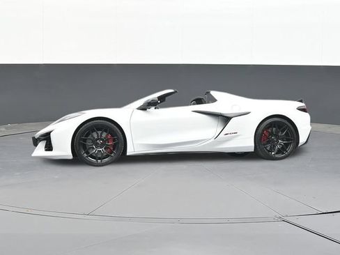 Used 2024 Chevrolet Corvette Z06 RWD image 53
