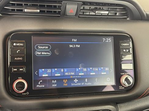 Certified 2021 Nissan Kicks SR w/ SR Premium Package image 19