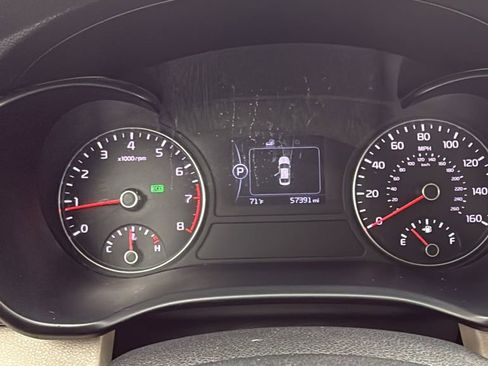 Used 2017 Kia Optima LX image 29