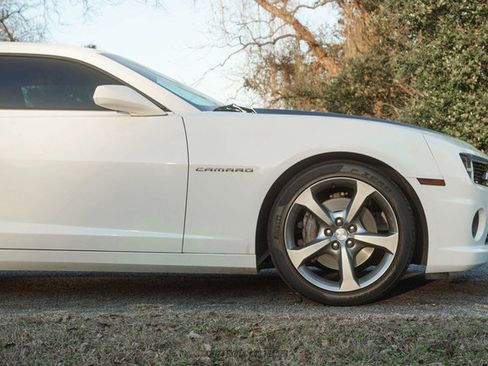 Used 2013 Chevrolet Camaro SS w/ RS Package image 11