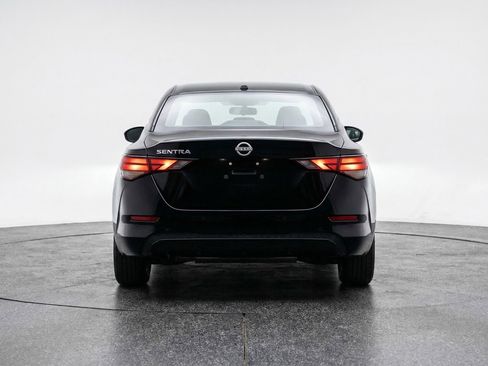 Used 2025 Nissan Sentra S FWD image 7