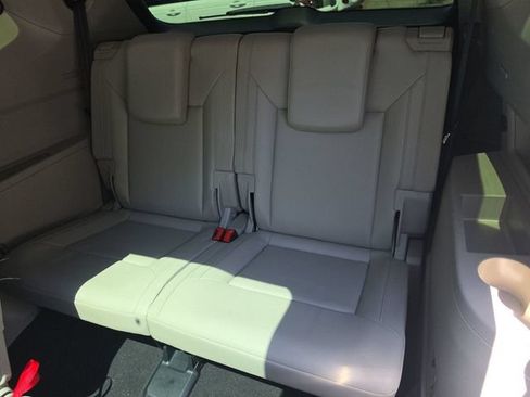 Used 2019 Volkswagen Atlas SEL AWD/4WD image 36