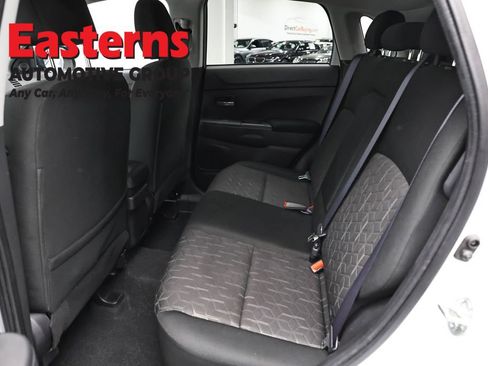 Used 2023 Mitsubishi Outlander Sport ES AWD/4WD image 19